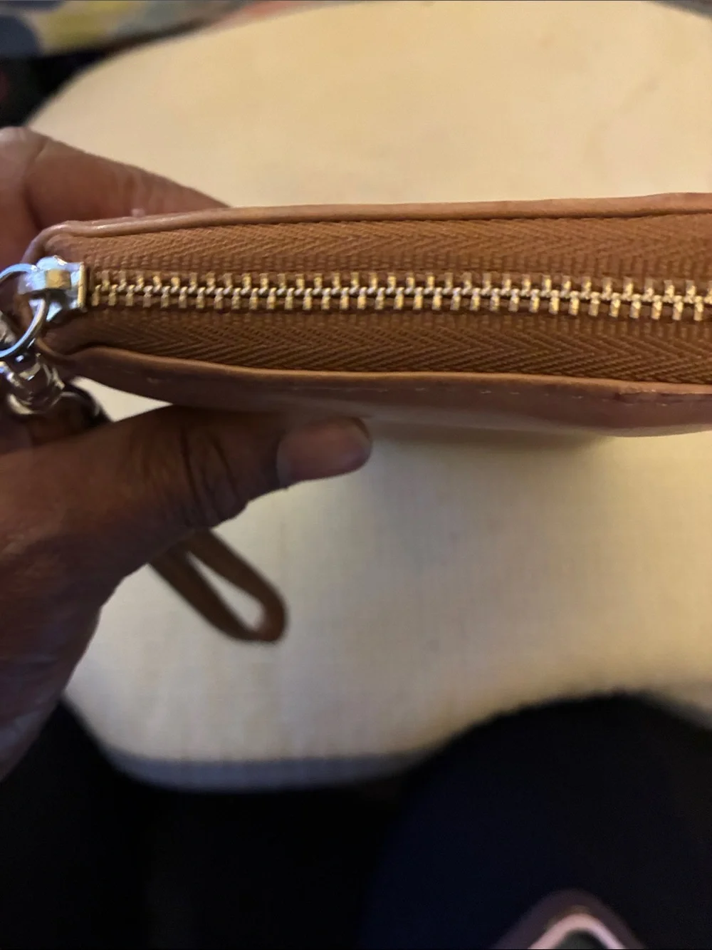 Fossil Chestnut Brown Leather Zip-Around Wristlet-Vintage-inspired hermitage1954